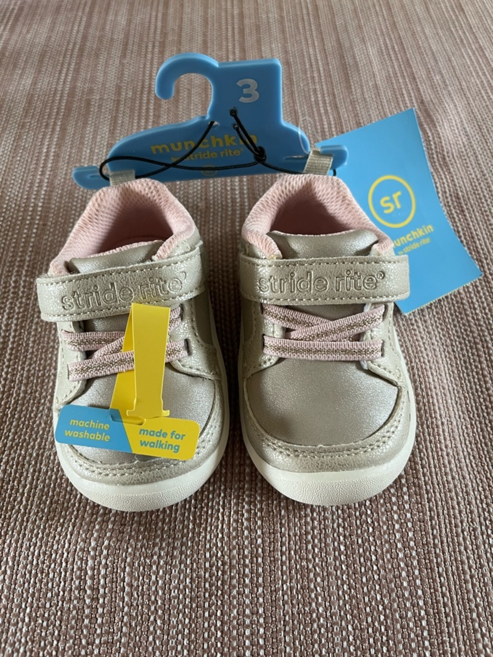 NWT! Munchkin by Stride Rite Baby Casual Sneaker Size 3